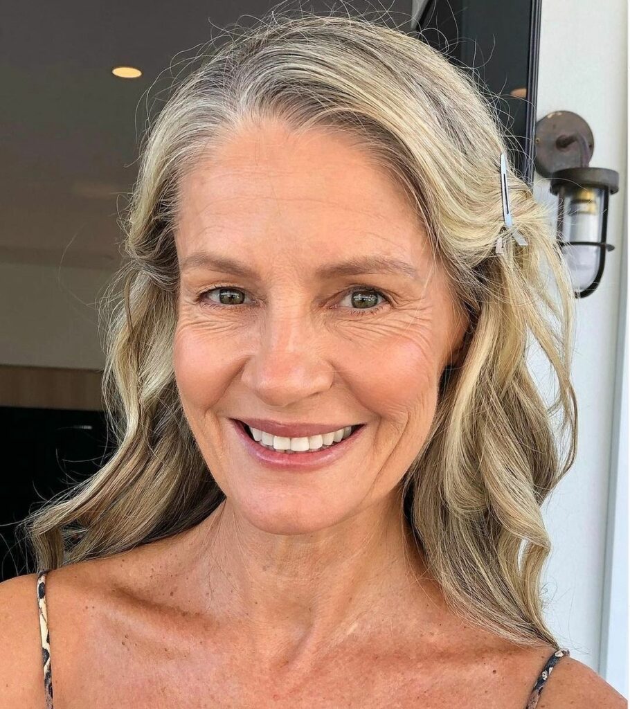 Minimal Makeup Pico Genesis